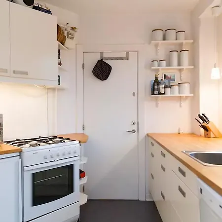 Central Full Equipped And Bright Apt. Apartament *